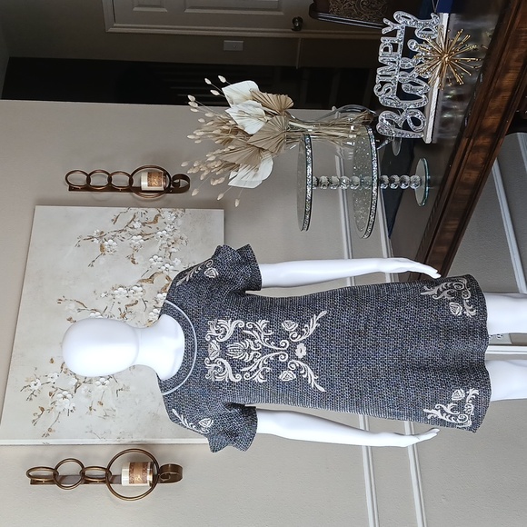 THML Dresses & Skirts - THML Tweed Ruffle Sleeves Floral Embroidered Dress. Size XS